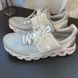 On Cloudswift Women’s 8.5